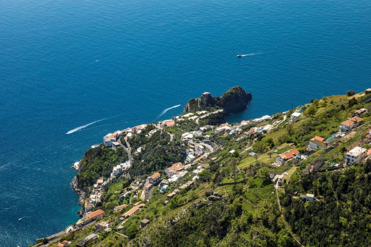 مبيت وإفطار San Lazzaro di Agerola Plein Sud Agerola المظهر الخارجي الصورة