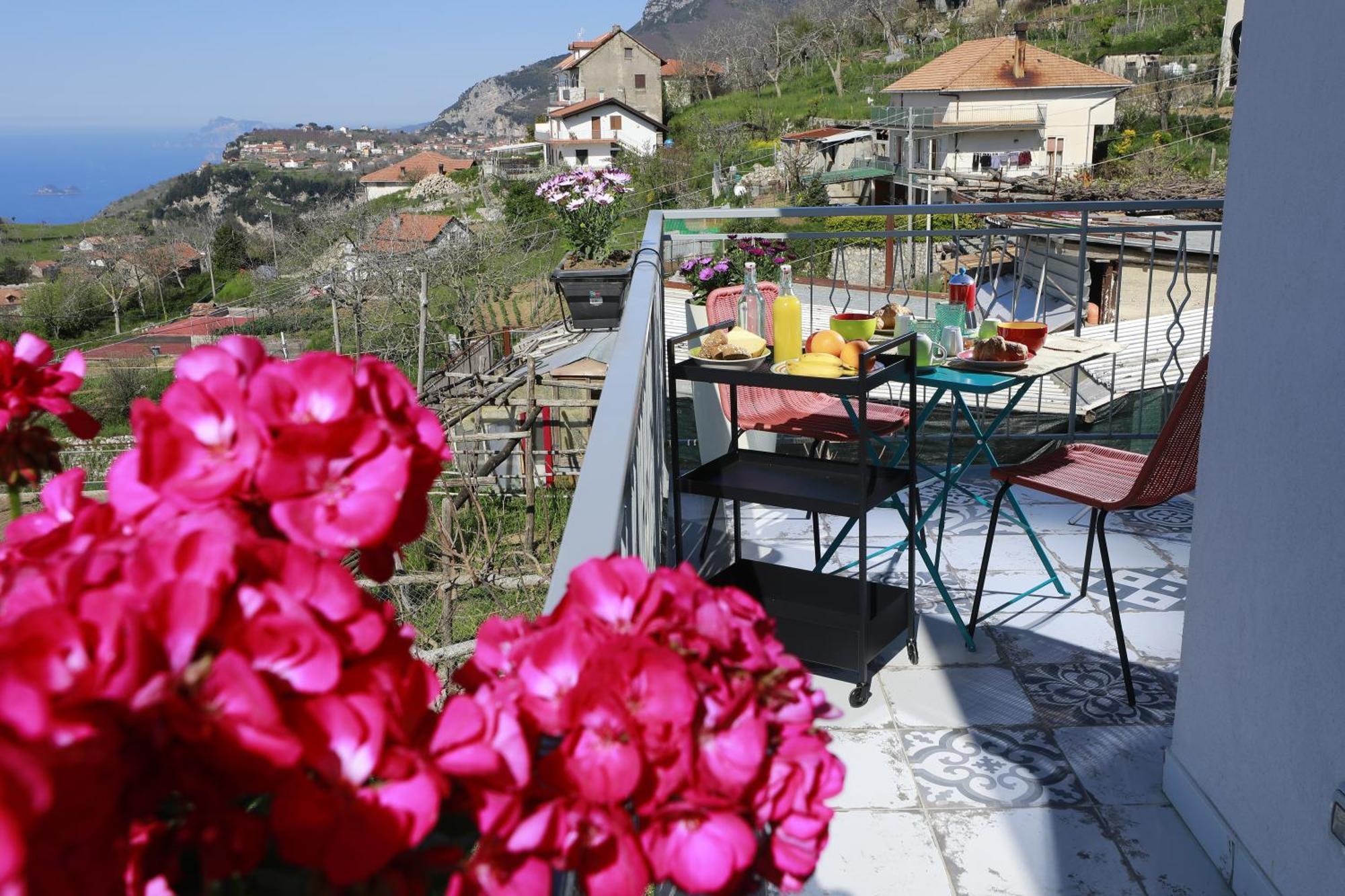 مبيت وإفطار San Lazzaro di Agerola Plein Sud Agerola المظهر الخارجي الصورة